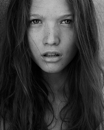 Polly@Attractive, Fotó: George Katsanakis