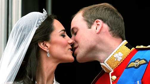 Soha nem látott esküvői fotót osztott meg Katalin hercegné és Vilmos herceg