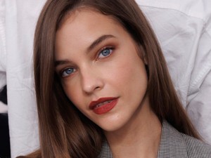 Palvin Barbara új fotójától az állunk is leesik!