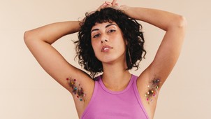 Így győzte meg a világ a nőket, hogy muszáj szőrteleníteniük