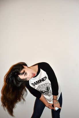 Ő is ugyanúgy imád bohóckodni, mint akármelyikünk.