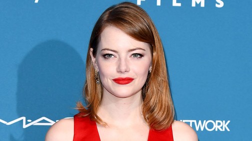 A menyecsketáncát is eljárhatná Emma Stone ebben a ruhában