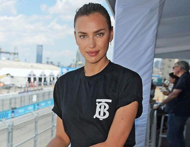 Irina Shayk 3 őszi trendet kombinált egy szettben