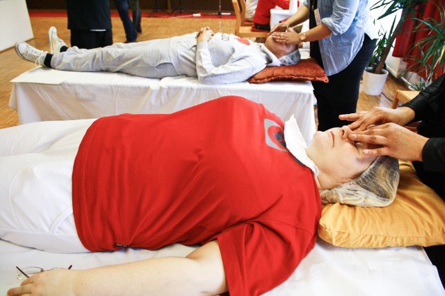 Szépségnapot rendeztek a női hajléktalanszállón