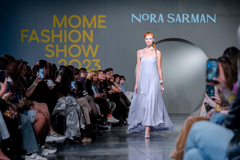 Sármán Nóra divatbemutatója nyitotta az estét