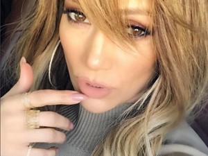 Tudod, hogy mitől olyan tökéletesek Jennifer Lopez körmei? Most kiderült