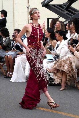 A Hollywoodi ragyogásban egyébként A nagy Gatsby című film több eredeti jelmeze is felbukkant