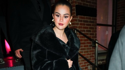 Selena Gomez reagált Hailey Bieber terhességére, ráadásul nem is akárhogy