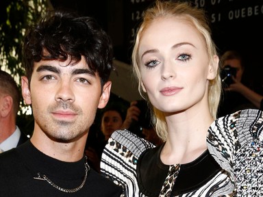 De cuki kismama! Sophie Turner pocakja már ilyen nagy!