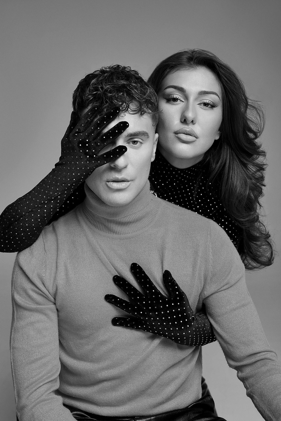 Mihályfi Luca & Hegyes Berci GLAMOUR digitális címlapinterjú – Berci: Garbó COLLUSION Luca: Body LABELRAIL X JULIETTE FOX