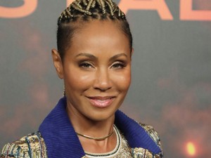 Jada Pinkett Smith blézerétől egyszerűen eldobod az agyad