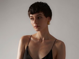 Minimalista, fenntartható nyári kollekcióval és különleges üzlettel újít a ZIA