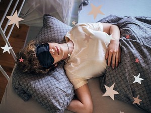 Ennyit jelent az, ha teljes sötétségben alszol: a mentális egészségedre is hatással van