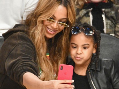 Napi cukiság: Blue Ivy megtanította a barátnőjének, hogyan kell csápolni egy rapbulin