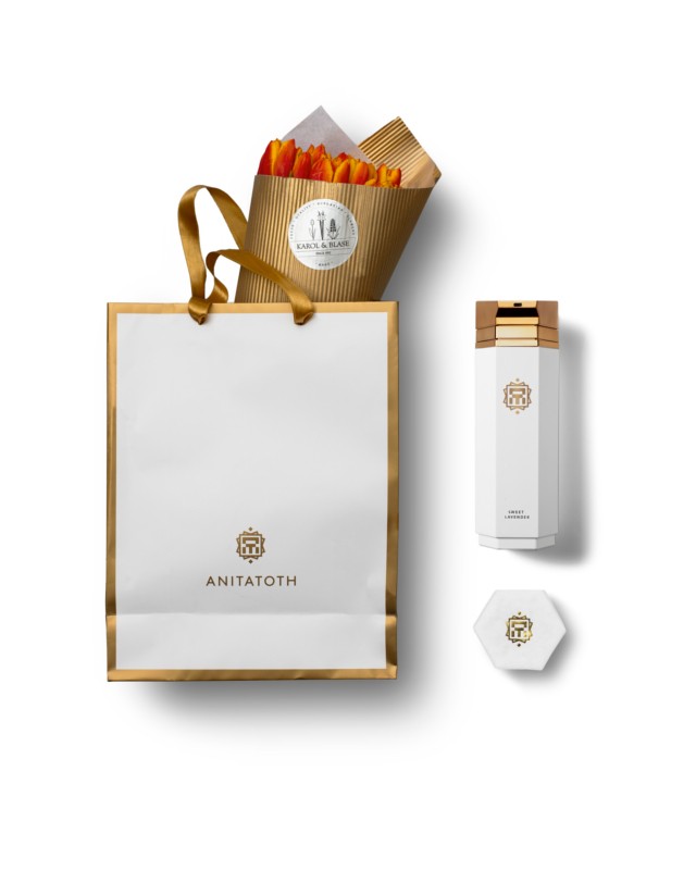 Valentin-napi szett (testápoló 150 ml, 20 szálas tulipán csokor, Kiegyensúlyozó szappan 60 g) 27.900 Ft