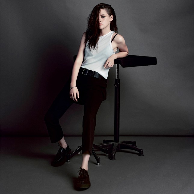 Kristen Stewart csapzott, unott, de dögös