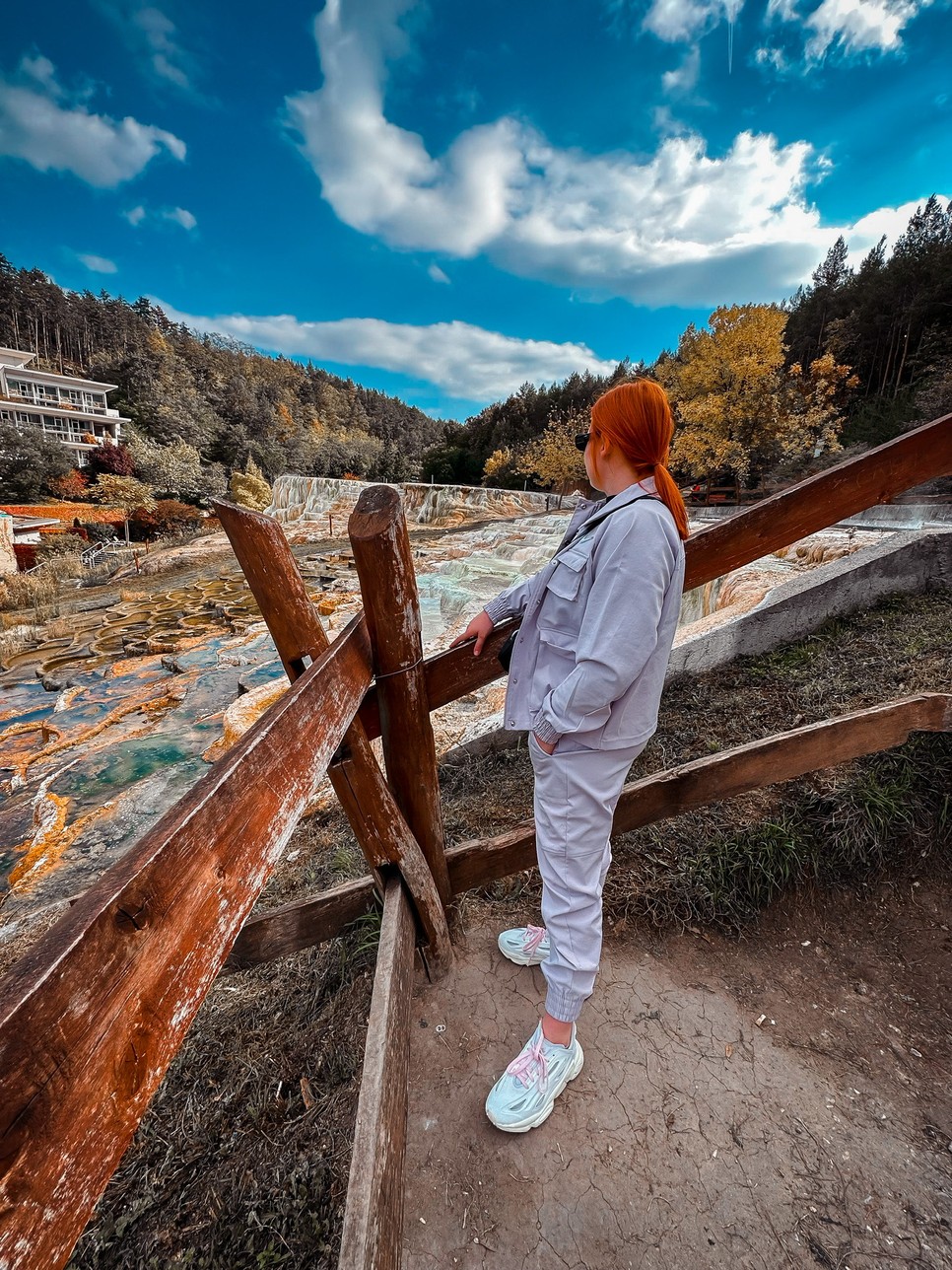 Verebélyi Vivi mára egy laza kirándulós szettet választott