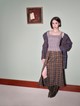 Lily Collins a Zalando 2026-os őszi-téli „Inner Voices” divatkampányában az egyéni stílus, az önkifejezés és a magabiztos öltözködés fontosságára hívja fel a figyelmet