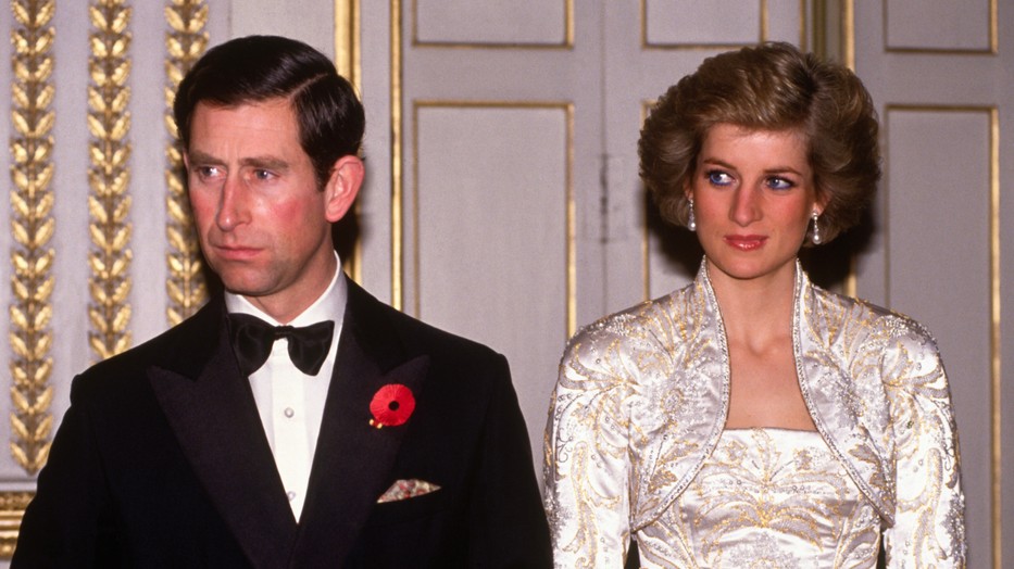 Diana hercegné végtelenül boldogtalan volt Károly herceg mellett
