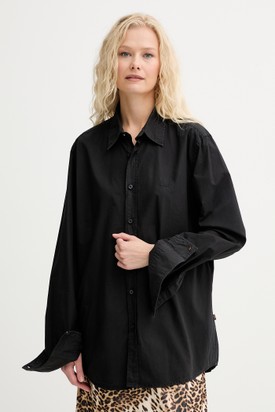 Selejtből statement – a régi farmerek új életre kelnek az Answear × INTU kollekcióban. Ez nemcsak divat, ez egy szemléletváltás.