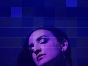 Kozmofobe néven debütál az énekes-dalszerző-producer Törőcsik Hanna