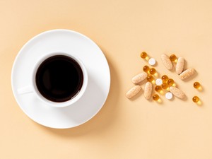 6 vitamin, amit soha, semmilyen körülmények között ne szedj kávé mellett