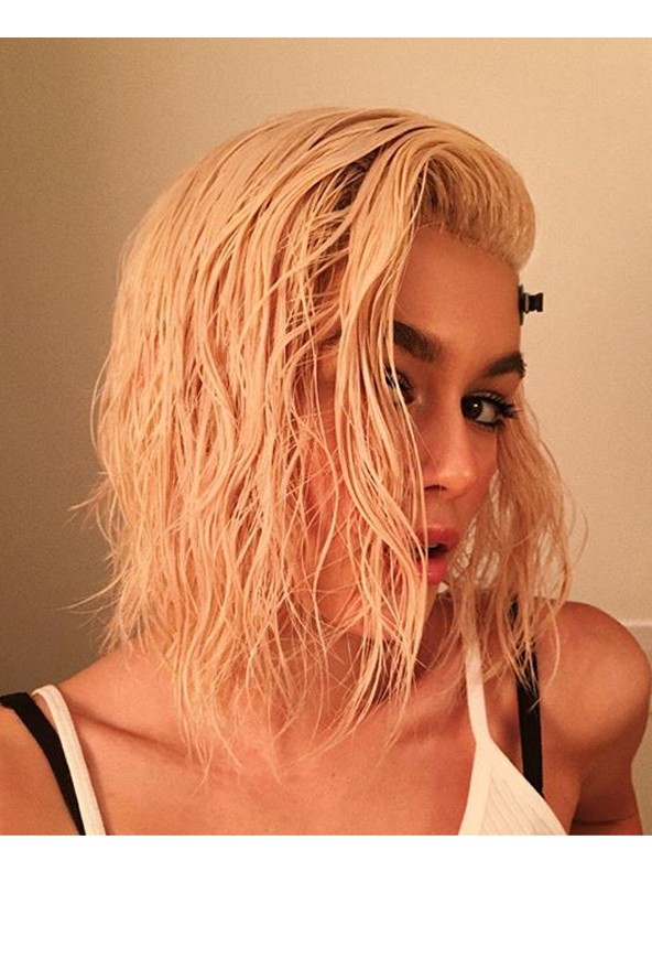 kaia gerber, cindy crawford, szőkítés, hajszín, topmodell, tinédzser