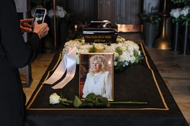 Fájdalmas szavakkal kísérték utolsó útjára Vajda Mártát / Fotó: Fuszek Gábor