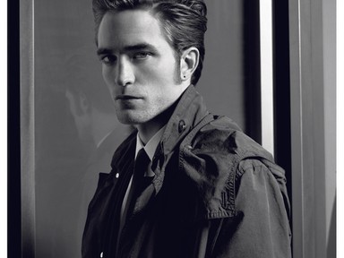 Robert Pattinson kísértetiesen hasonlít valakire az új Dior kampányban