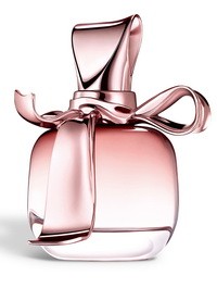 Tesztelj parfümöt a GLAMOUR Online-nal!