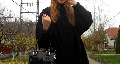 Anyukája szekrényéből öltözik a topmodell