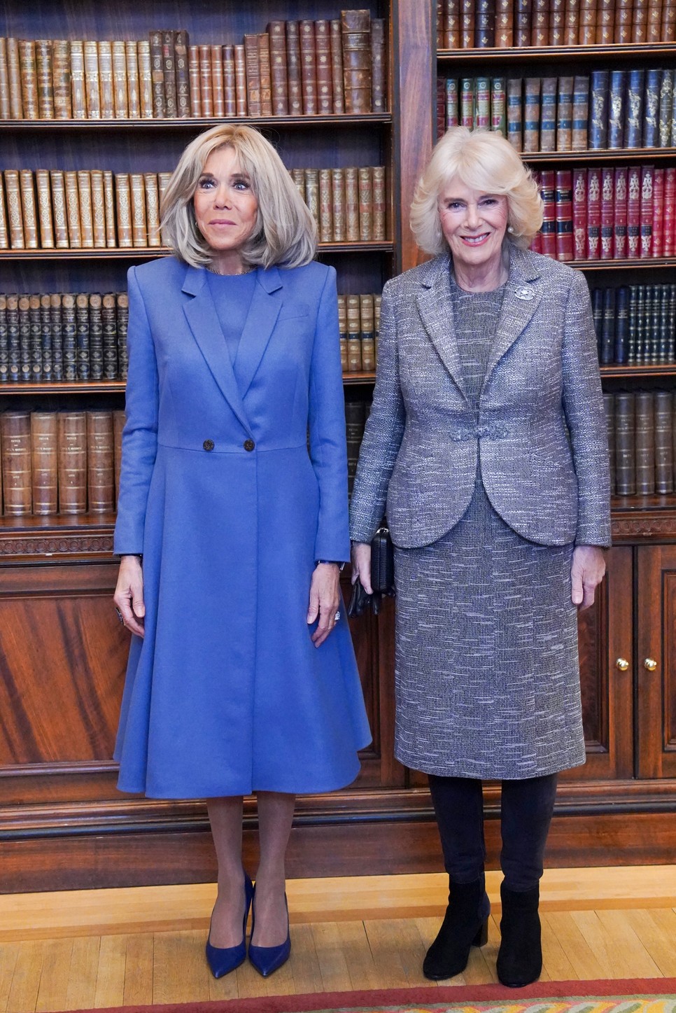 Brigitte Macron és Kamilla királyné a divat és a szimpátia tekintetében is valódi egységet alkotnak