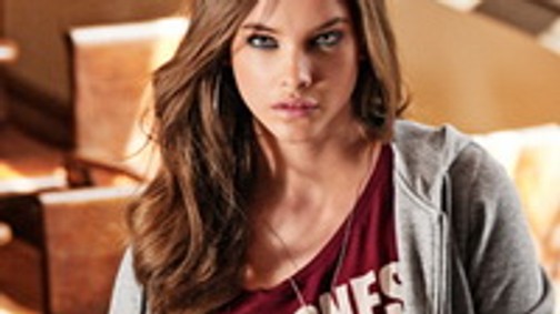 Palvin Barbara, a H&M és a suli