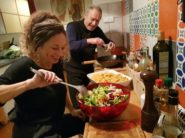 A Balkán FuTourist énekesnője, Láng Katalin Bambi