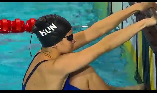 pap bianka, úszó, paralimpikon, paraúszó, gardróbfrissítés