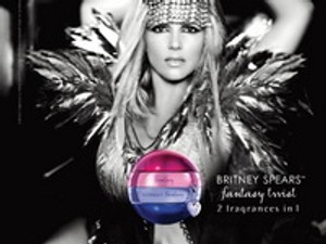 Britney Spears dögösebb lenne fekete hajjal