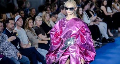 A divat jövője a kifutón – telt házas sikerrel zajlott a MOME Fashion Show 2025