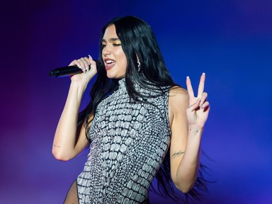 Neki sikerült Magyarországra csábítani Dua Lipát és Justin Biebert