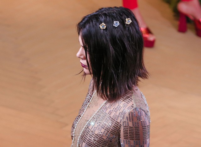 Kendall Jenner új frizurával a kifutón