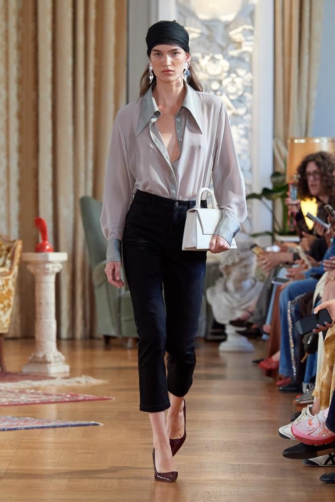 Gestuz múzsái Bianca Jagger és Jane Birkin voltak