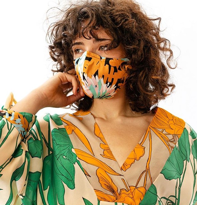 Ki mondta, hogy a maszk nem stílusos? Akár fel is dobhatja a szetted