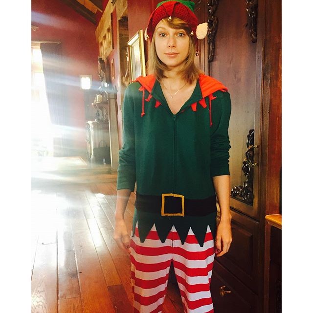 Taylor Swift cuki manó.