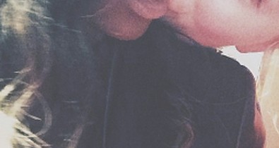 Kim Basinger lánya és a rapper az új leszbikus álompár?