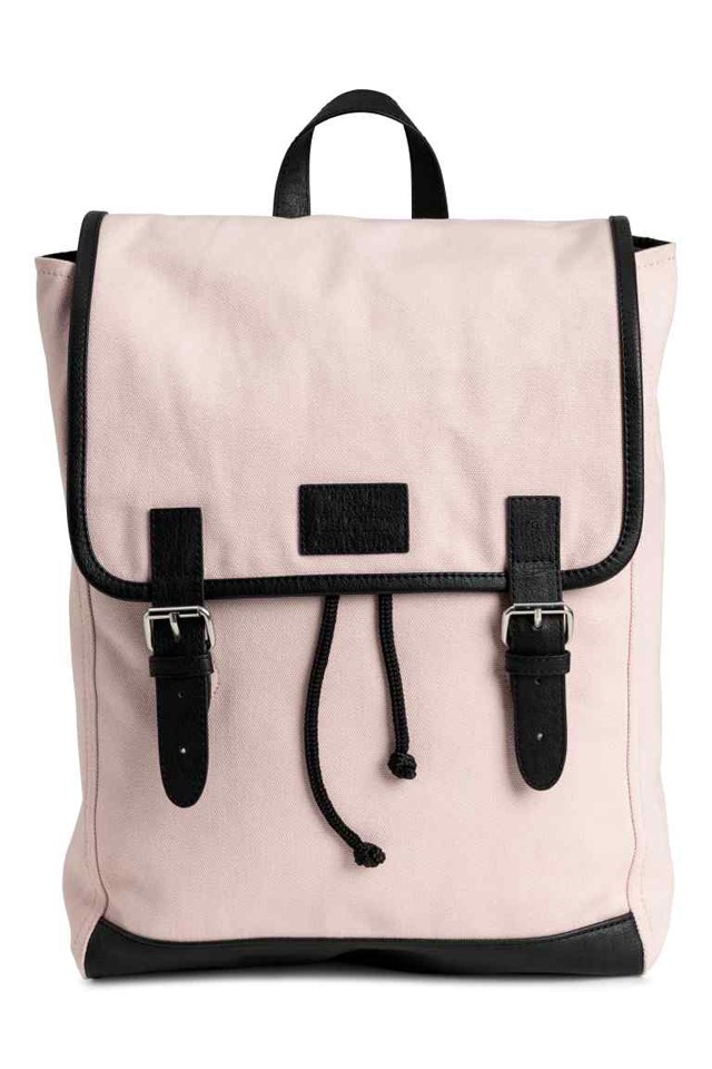 Hátizsák H&M 8990 Ft helyett7192 Ft