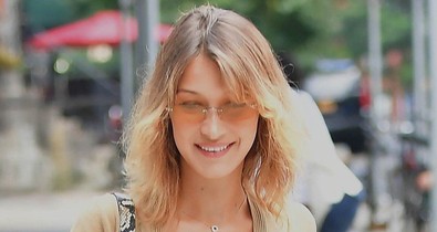 Tevepata, mellalj-villantás: ezt hogy gondolta Bella Hadid?