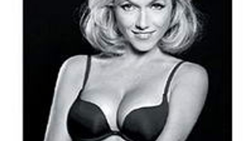 A fogyatékkal élő szexi modell