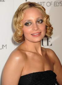 nicole-richie-200x-d000093A99c39f9ab9781.jpg