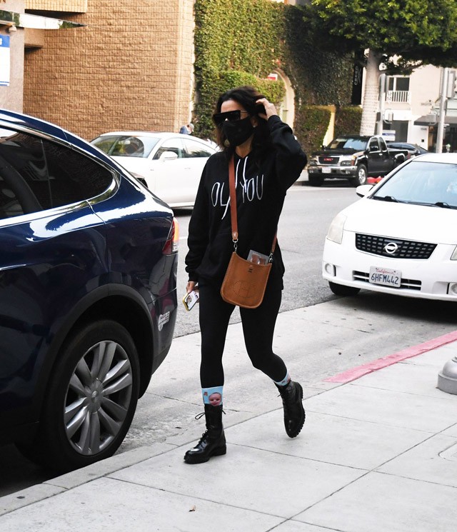 Eva Longoria megmutatta, mi lesz az idei legmenőbb ´nem tudom, mit vegyek neki´ karácsonyi ajándék