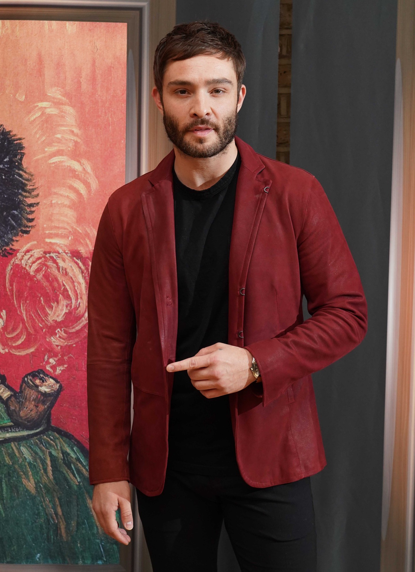 Ed Westwick 2021-ben a The Immersive Experience című Van Gogh kiállításon Londonban. 