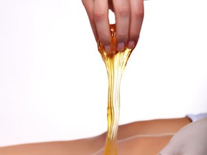 Tolvai Reni remek megoldást talált a szőrtelenítésre